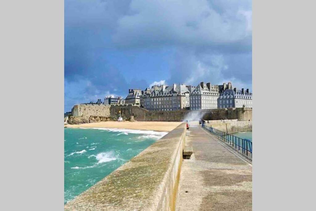 Petit Loft Saint-Malo Intra-Muros Exterior photo